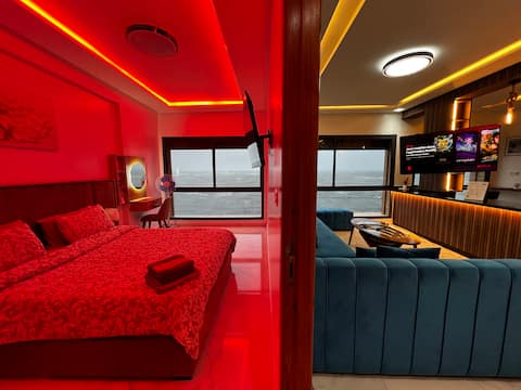 Host Dream – Panoramic Sea Glow