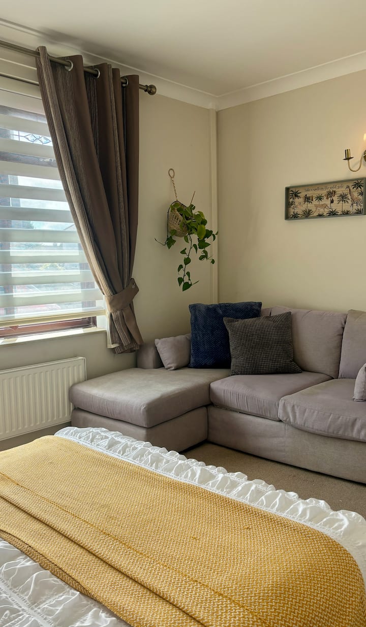 غرفة النوم 2