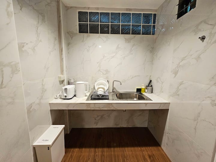 Room For 4 @ Phayathai/pratunam/400 Meters To Bts - Thailand