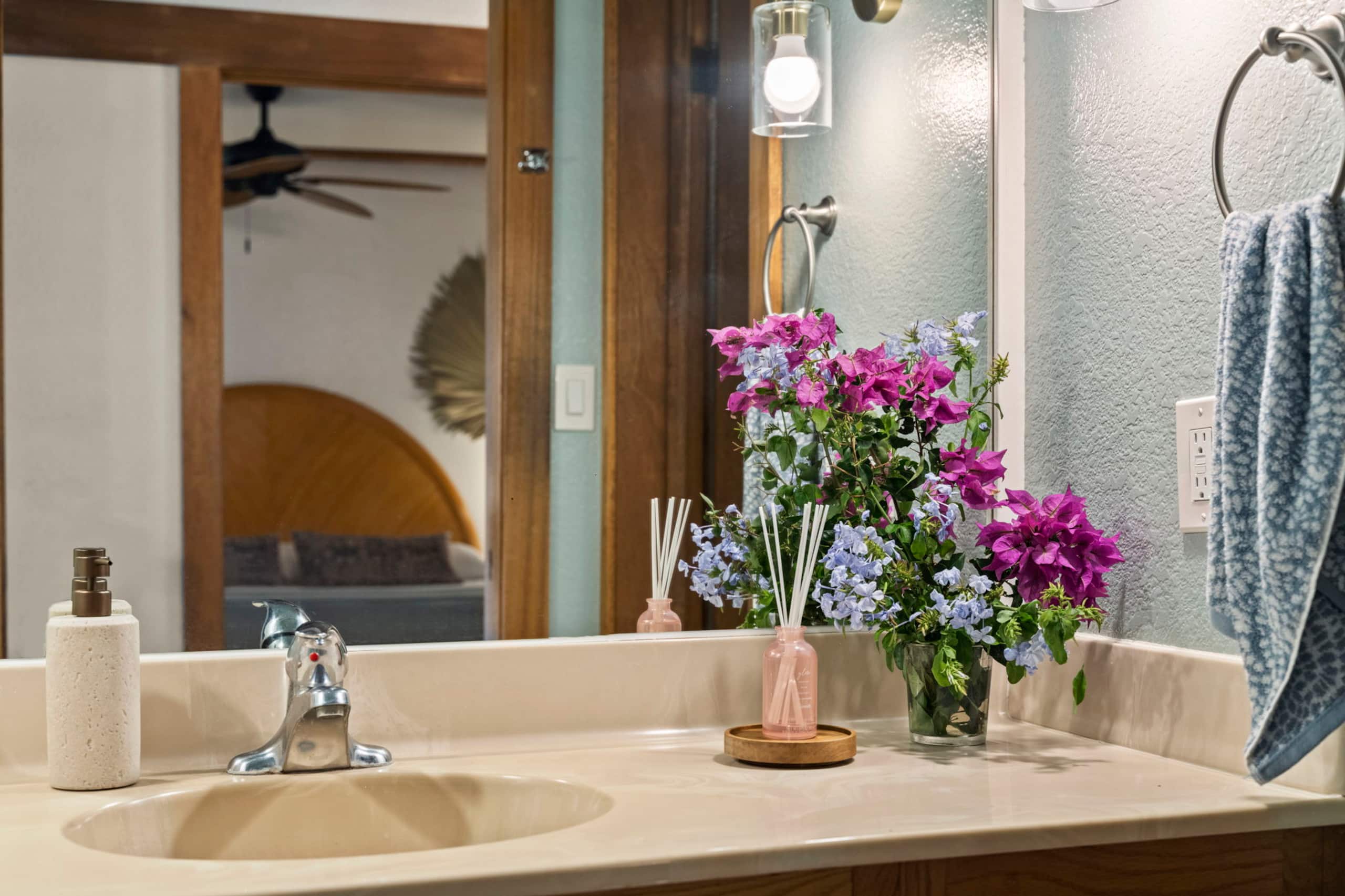 NEWLY Updated Kiahuna 1BR | A/C + Pool - Photo 17