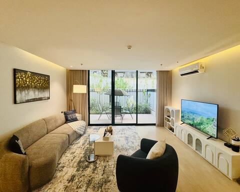 Luxurious flat in cozy compound (Self Check-In)