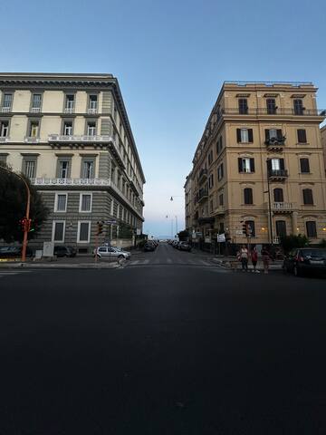 [Nalusa superior Chiaia]- a due passi dal mare. gallery image 3