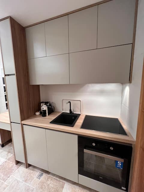 Top performing Airbnb: Stylish apartment with access to pool - 01 in Pečurice