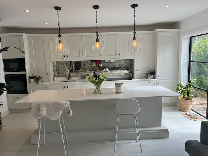 Bikini Bottom Beach House - Long Holiday Let Poss - Bournemouth