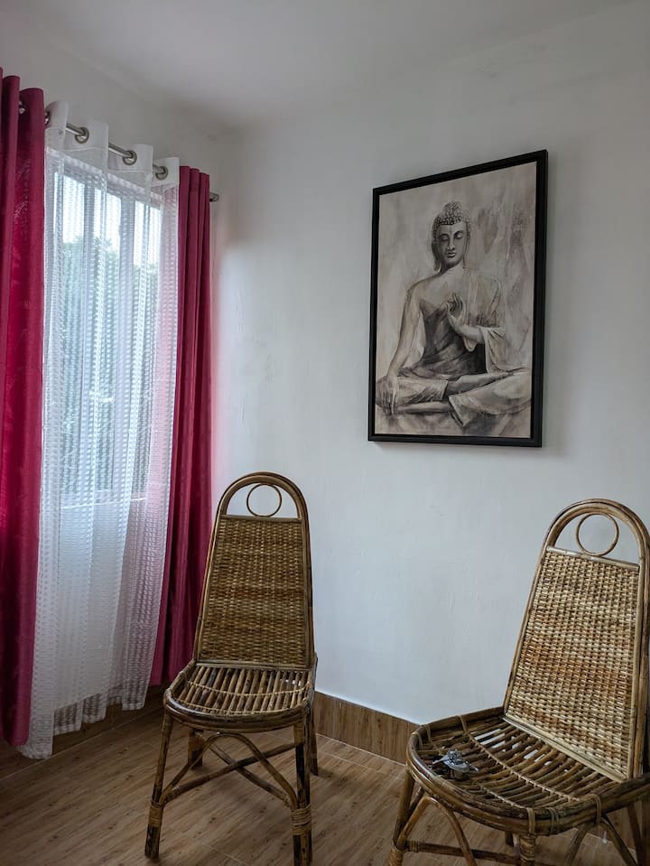 Eternal Hill View Homestay- A Studio Unit - Guwahati