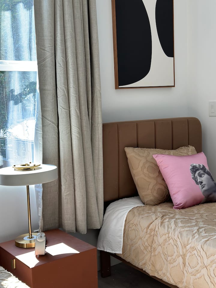 საძინებელი 3