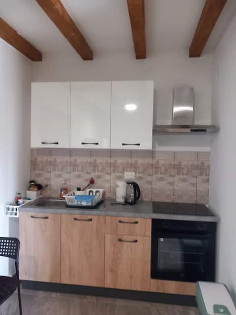 Top performing Airbnb: apartment in an old-style house in Petrčane