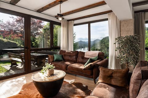 Villa Fužine, a fairy-tale house on the lake