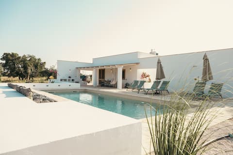 Airbnb con migliori performance: Villa Jolie with pool a San Vito Dei Normanni