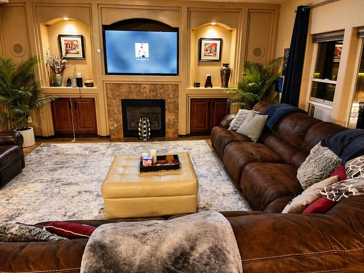Resort Style Yard + Spa | Peaceful Executive Stay - Richland, WA