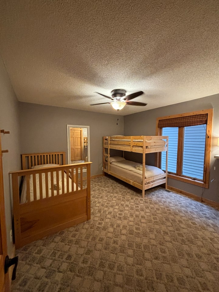 غرفة النوم 2