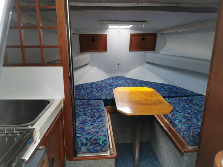 Balade Et Nuitée Au Port - Toulon