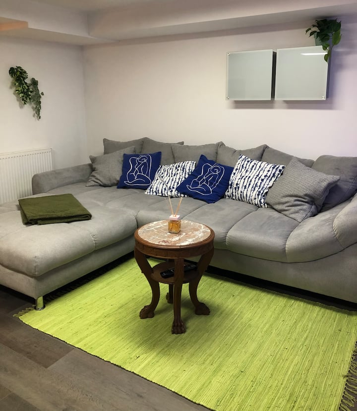 Komfortabel Souterrainwohnung
Vintage/retro Look - Mahlberg