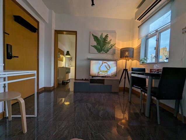 City Center (Kowloon) Two Bedroom: 2 min to MTR gallery image 4