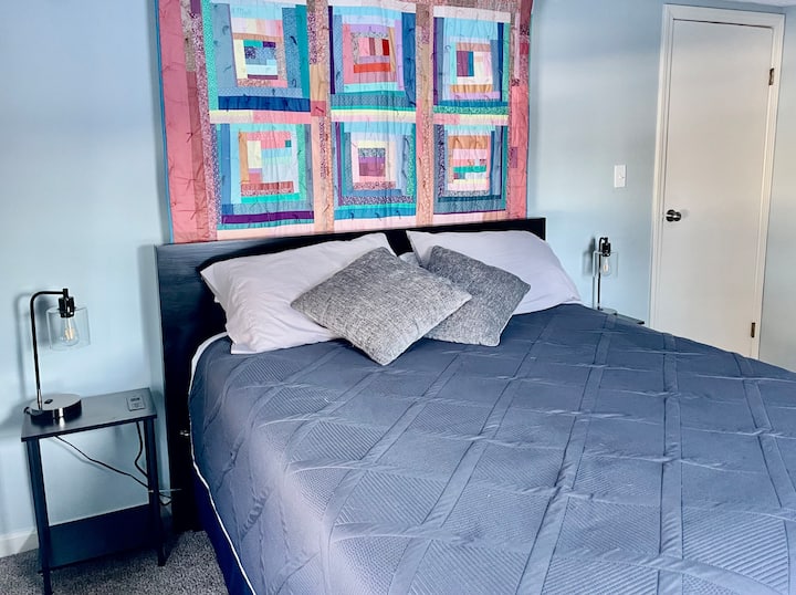 Schlafzimmer 1