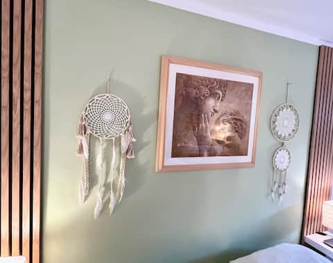 Vacation near the beach with sauna and fireplace