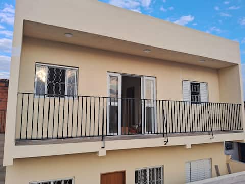 House in Sorocaba com Sacada