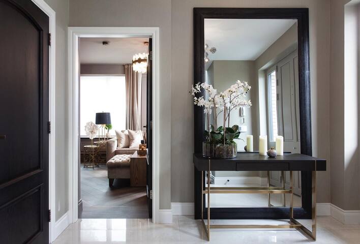 Luxury New Build 4 Bedroom Home in Gated Community gallery image 2