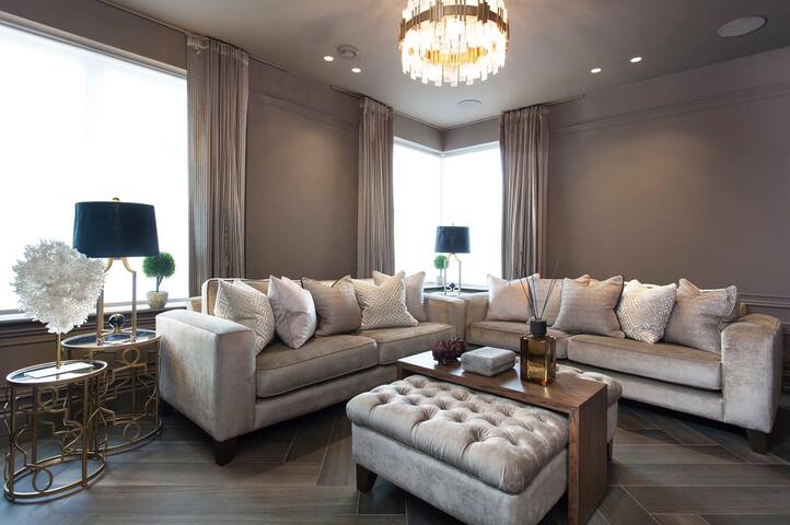 Luxury New Build 4 Bedroom Home in Gated Community gallery image 3