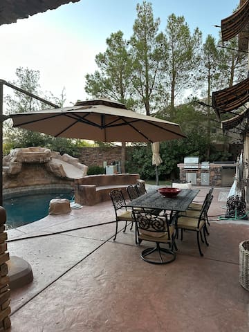 California Feel In LV Gated Community Pet Friendly