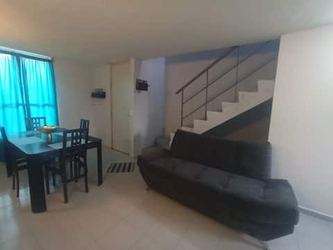 House for Rent in Cuautitlán, Across from Mercado