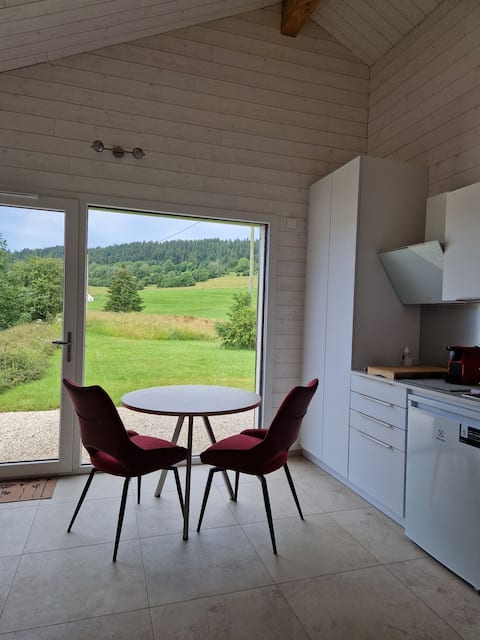 Airbnb performant: new furnished studio, great comfort (d) à Doubs