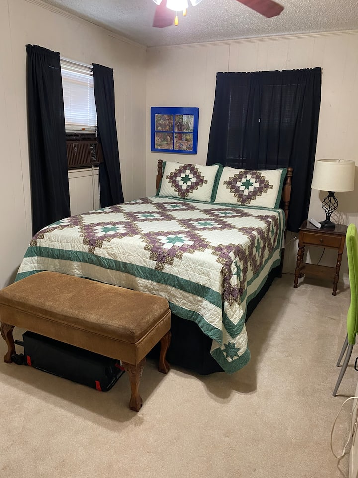 Crib is portable pack-n-play crib. Has sheets & blanket located inside the bench seat. Egg crate mattress located in the closet. 