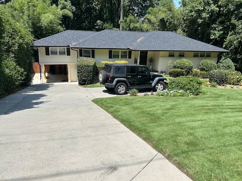 Spacious Sanctuary with Garden Lights