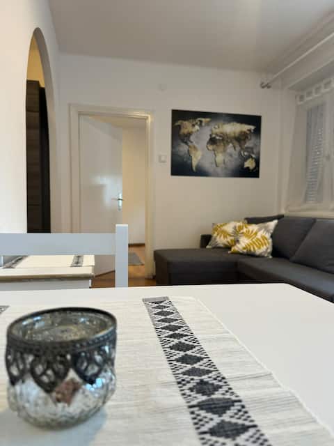 Apartment near RedBull Circuit & train station