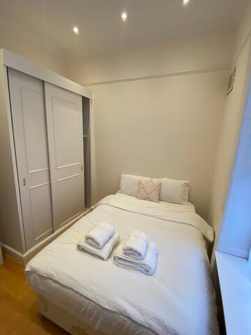Cozy 2Bed Flat in Central London gallery image 3