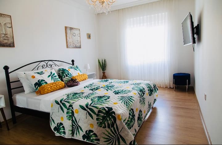 საძინებელი 1