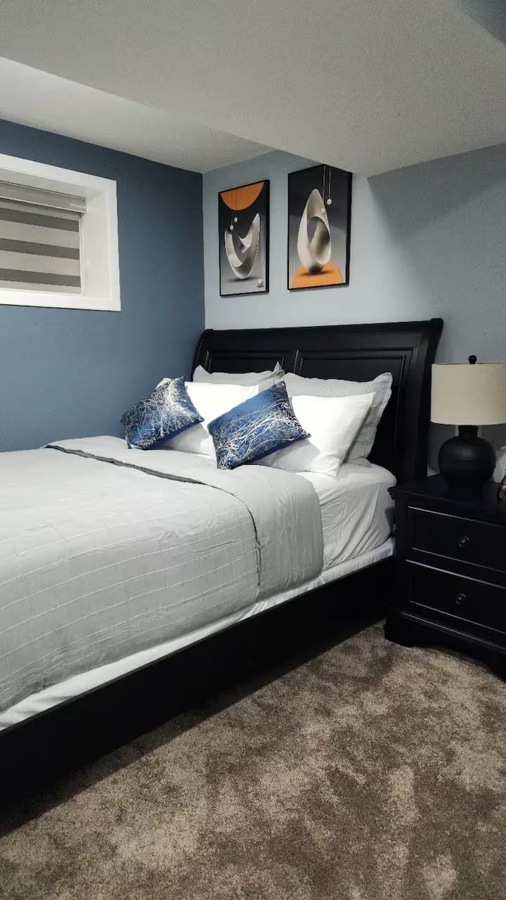 Plyšová a útulná manželská posteľ