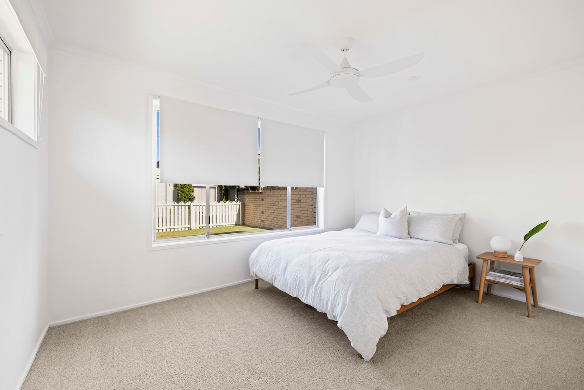 Tercer Dormitorio con Cama Queen