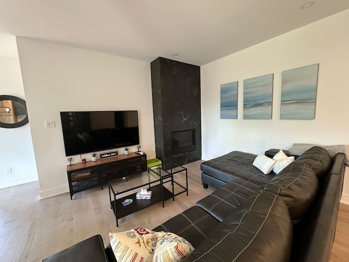 3 Bedroom Condo Lake View & Ski - Magog