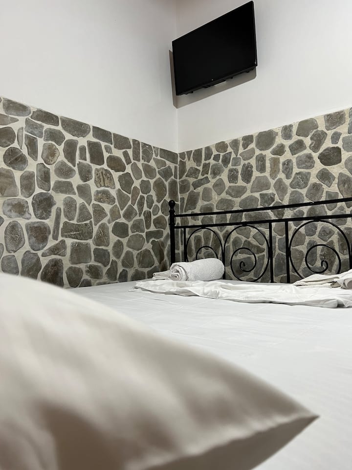 Sineci Lumas Berat (Room 3) - Albanie