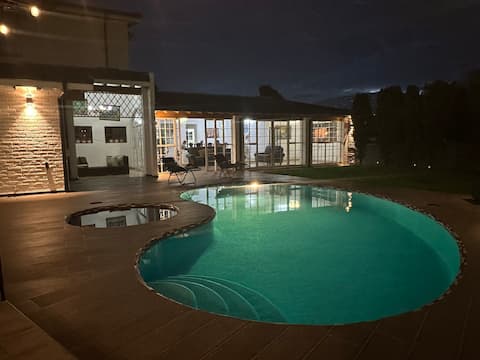 Maquilishuat Altamira House