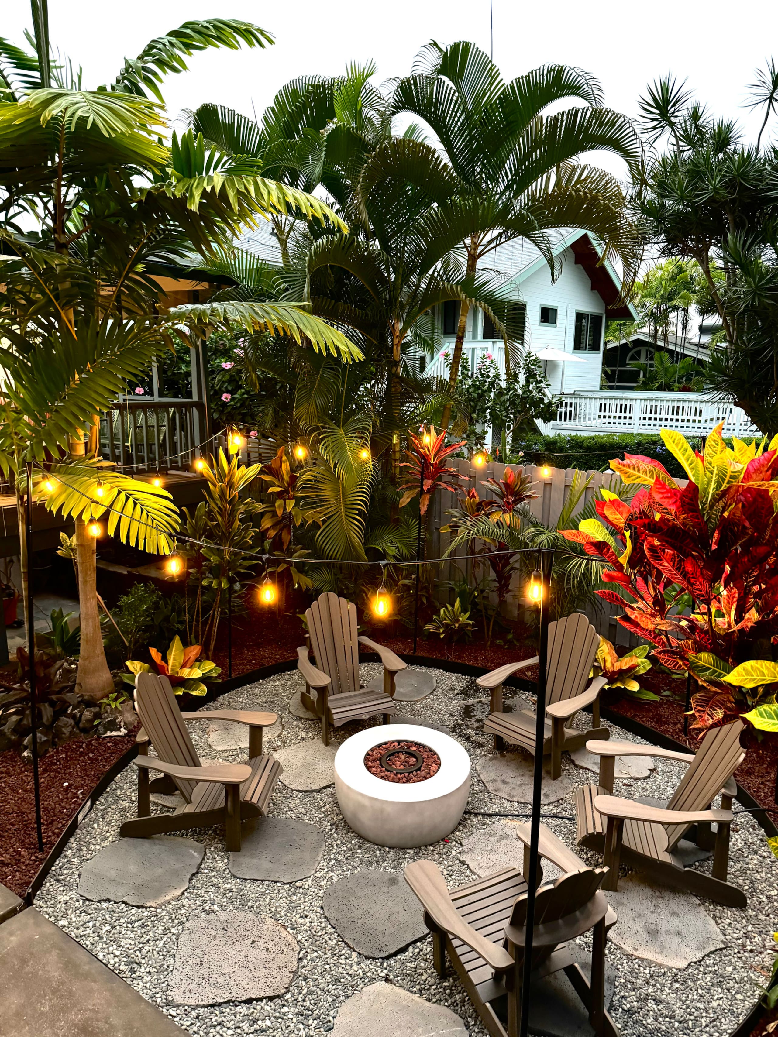 Home in Kailua-Kona · ★5.0 · 5 bedrooms · 7 beds · 4 baths - Image 24