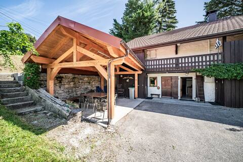 Authentic cottage in Vallée Verte