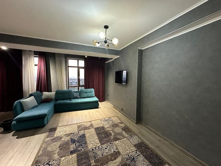 Penthouse Mubarak Near Vefa Cent - Bishkek