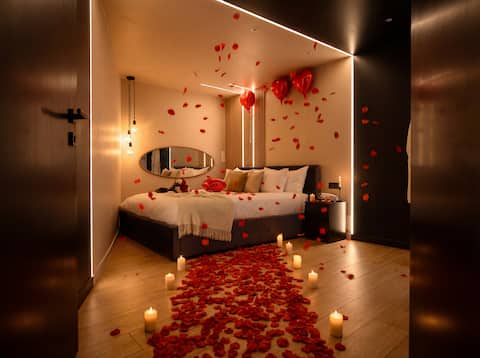 Atypical suite - Private spa - Complimentary breakfast