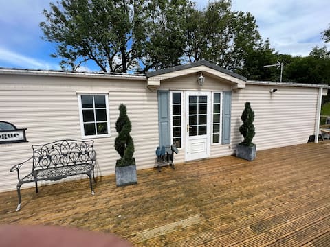 The Vogue Lodge