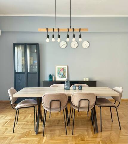 Cozy 3BRs Family /Group Haven near Metro&Acropolis