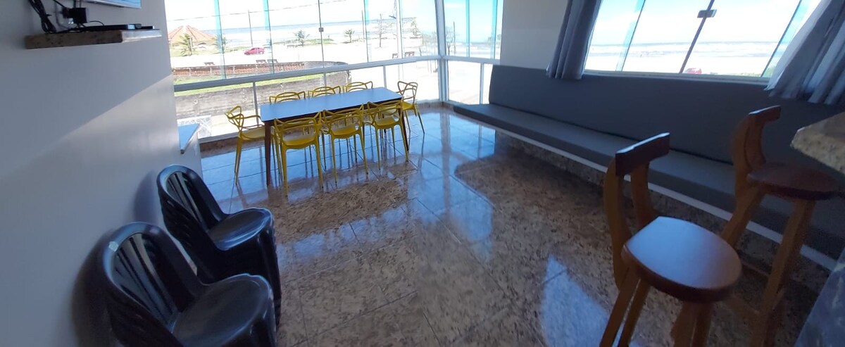 Popular Airbnb listing: House in front of Altos Beach with a shared pool in Itanhaém