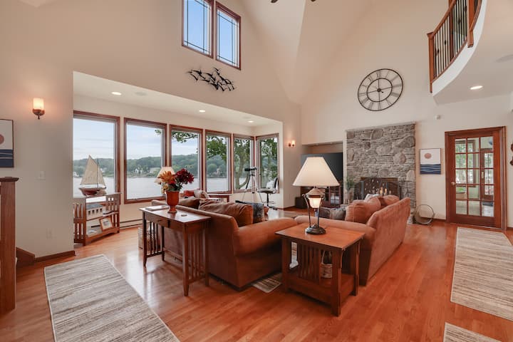 Lake House On An Island! - Lake Hopatcong, NJ