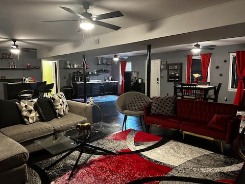Private Floor; 2 Bedrooms, Living/Dining/Kitchen