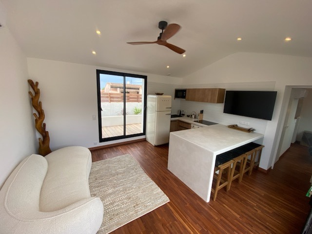 Top Airbnb: Tropical cove suites in Marseille 8e Arrondissement