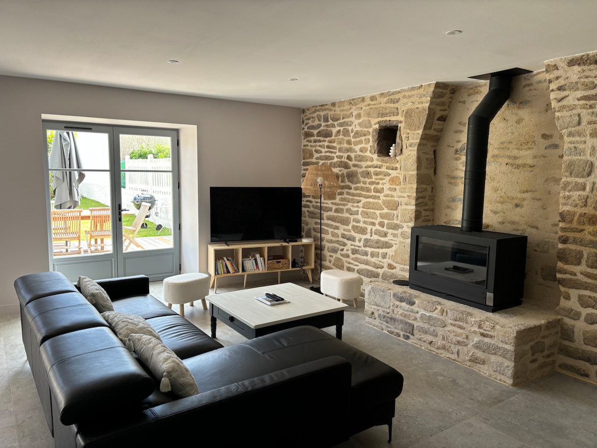 Airbnb performant: Renovated house 400 meters from the Gulf, king-size beds à Sarzeau