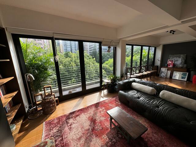 Hollywood Road Duplex