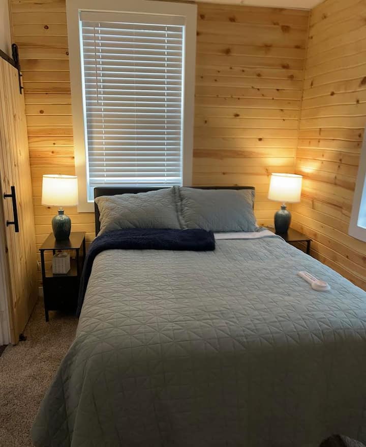 სრული ზომის საწოლი