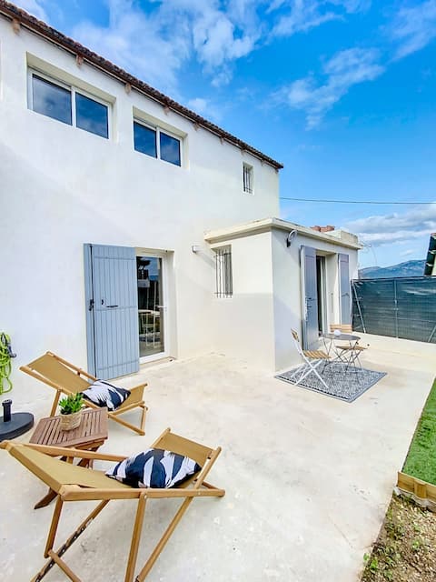 T2 garden parking in house at the foot of the Forest